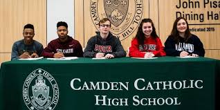 Du học Mỹ – Trường Trung học nội trú Camden Catholic High School rất tốt tại Mỹ