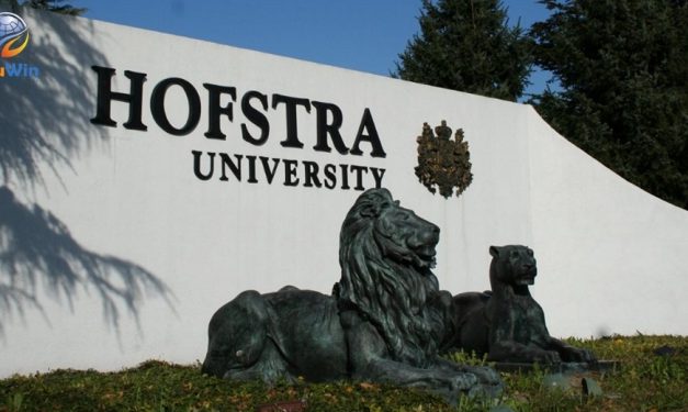 Trường Đại học Hofstra University là trường đại thường tổ chức Tranh luận Tổng thống Mỹ