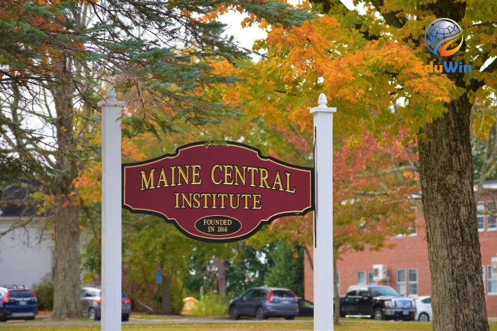 Trường Maine Central Institute High School