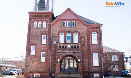 Trường trung học nội trú Mỹ Amerigo New Jersey – Red Bank Catholic High School